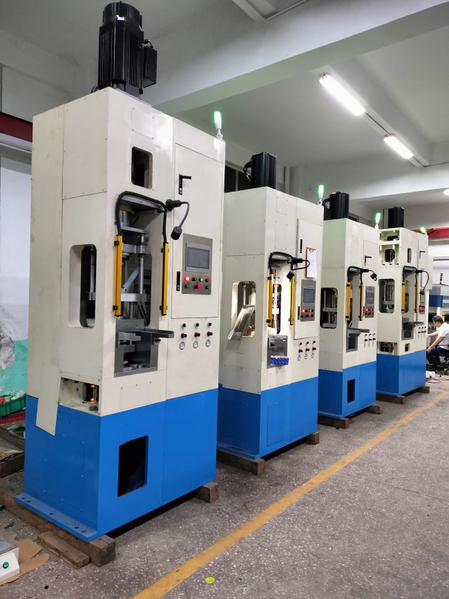 伺服粉末成型機-新材料、新技術(shù)、新工藝