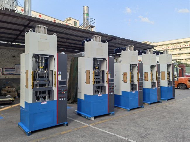 粉末伺服成型機在電動汽車、鋰電池、光伏產(chǎn)品中的應用